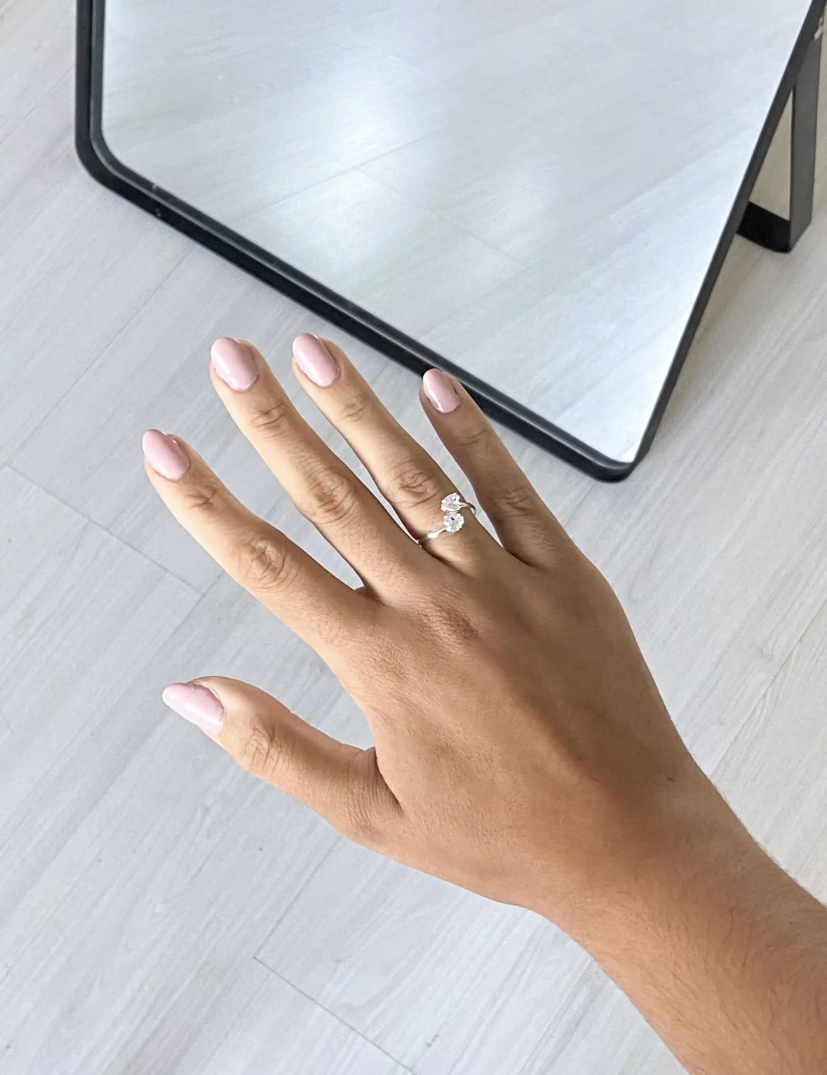Anel Duplo — foto no corpo